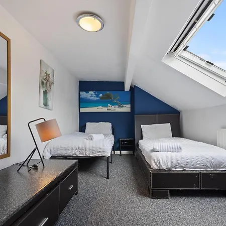 Stylish 2-bedroom In Ls12, Perfect For Contractors & Extended Stays-f&k Apartment Leeds (West Yorkshire)